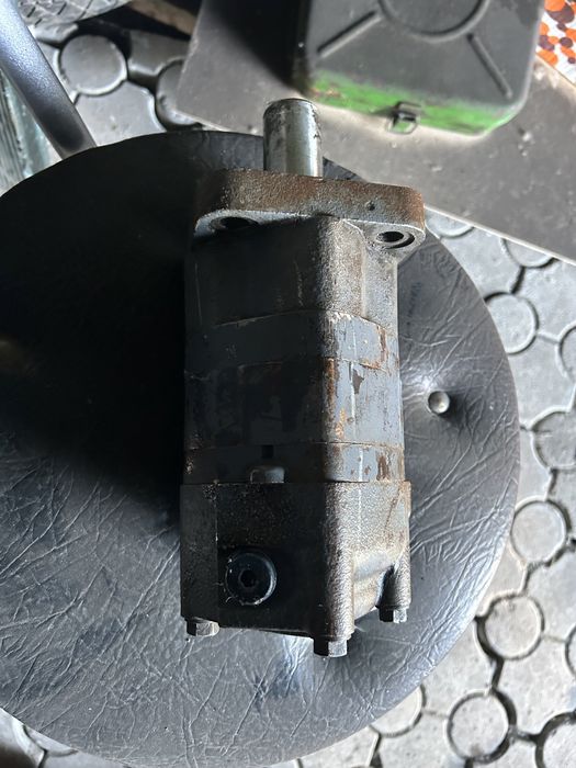 Гидромотор для миксера 8-10 кубов