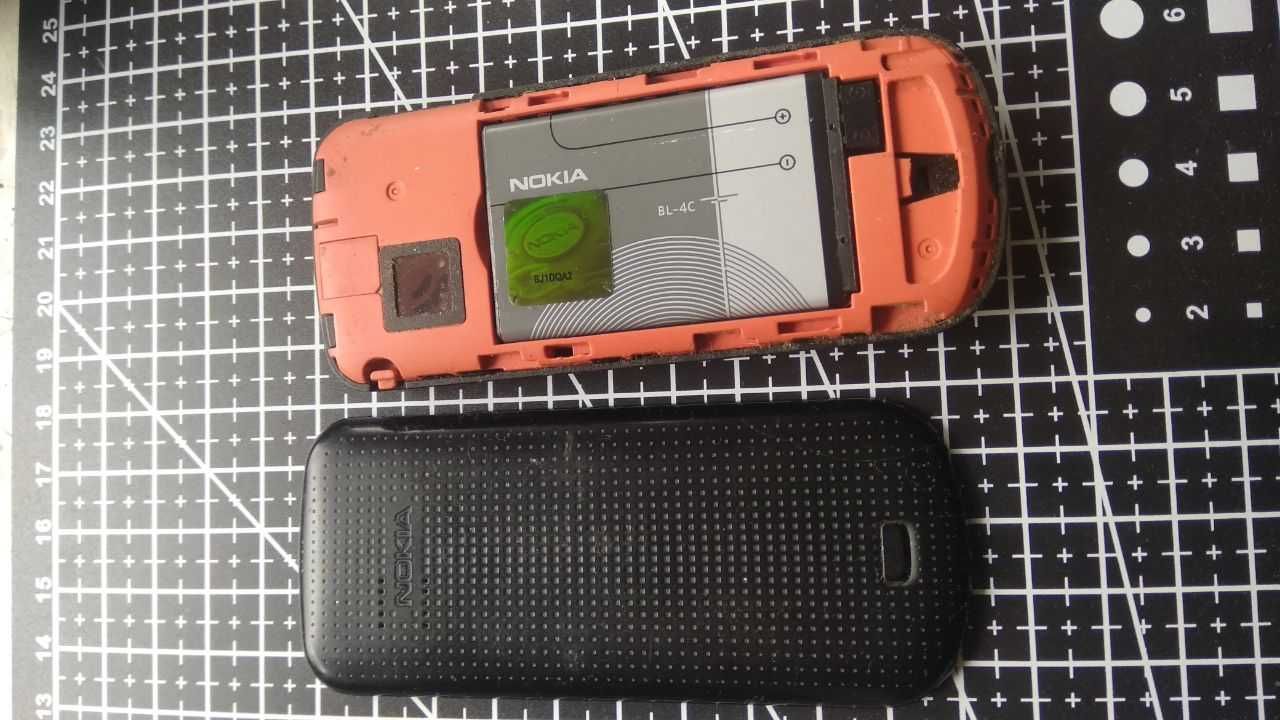 Телефон Nokia 1202-2.Регистрация IMEI есть.