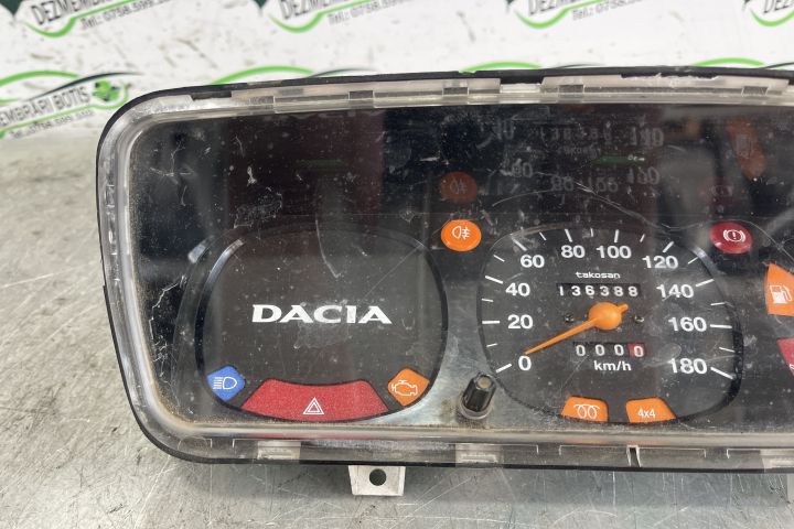 Ceasuri bord Dacia 1310 prima generatie