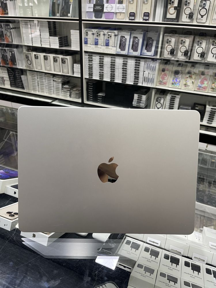 Macbook Air M2 8 256gb 13.6 inch