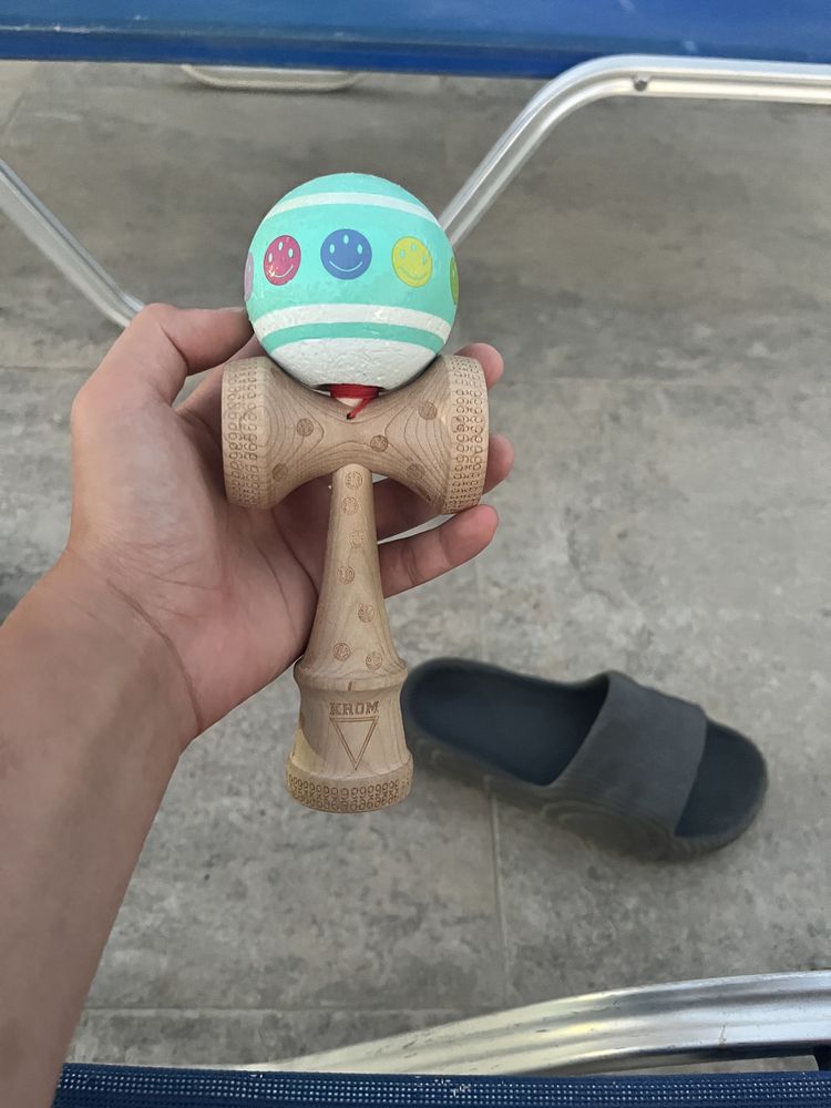 kendama krom aniversare 6 ani