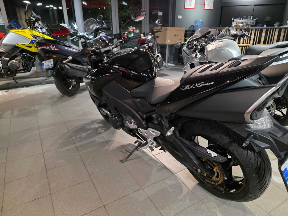 Suzuki B-King 2010 10.000km Garantie 1 an