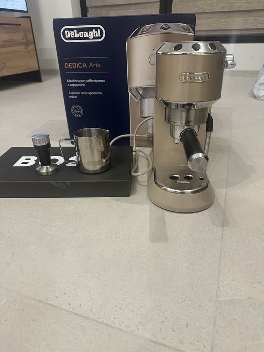 кафмашина Delonghi dedica arte