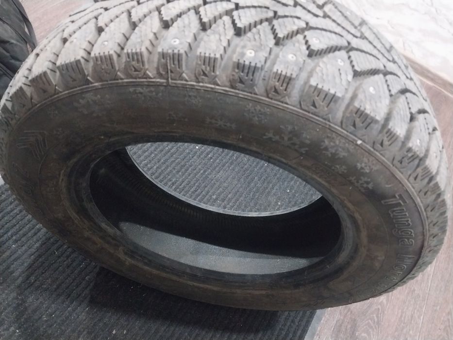 Зимный резина 15