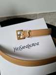 Saint Laurent Cassandre Belt in Grained Lambskin Dark Beige
Dimensiuni
