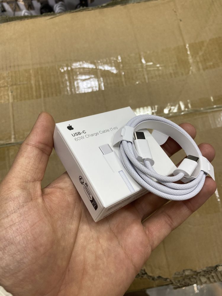 Apple iPhone  ORIGINAL Zaryadka va Kabel Зарядка и Кабель для Айфон