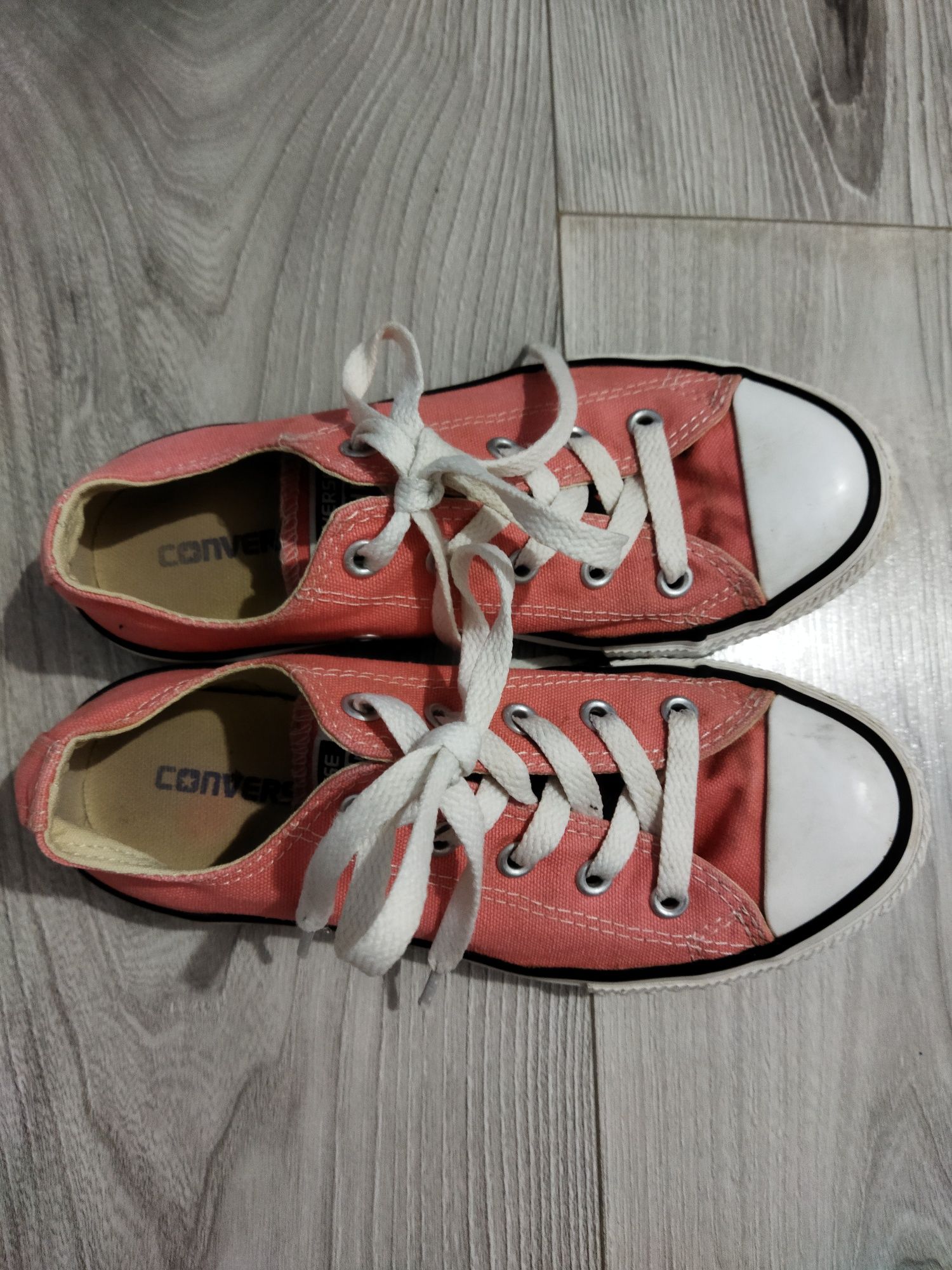 Teniși roz Converse originali mărimea 33 pentru fetite