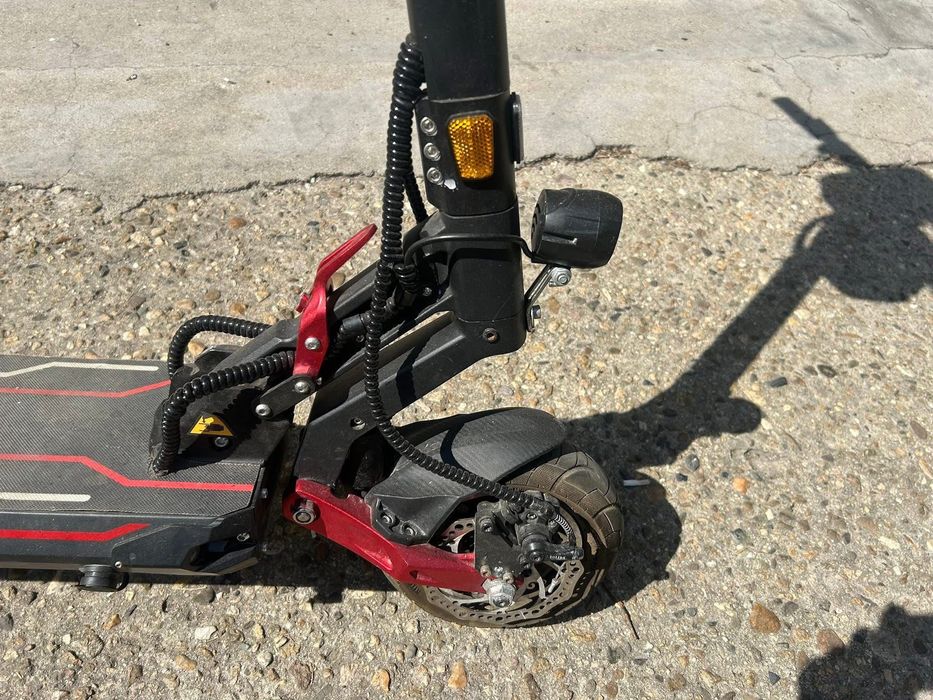 Електрическа тротинетка Blade Q Pro – като нова Гаранция!