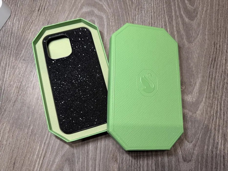 Оригинални кейсове Swarovski / Сваровски