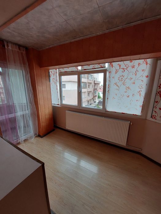 Vand Apartament 2 Camere Zona Q-uri Gavana