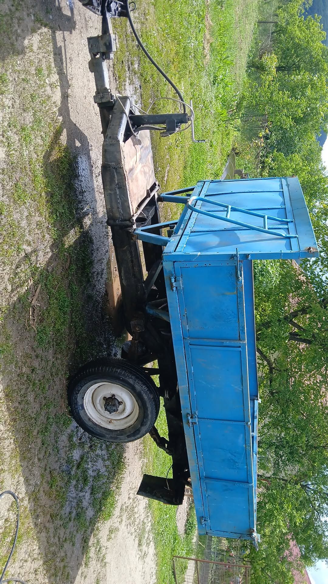 Vând remorcă basculabilă