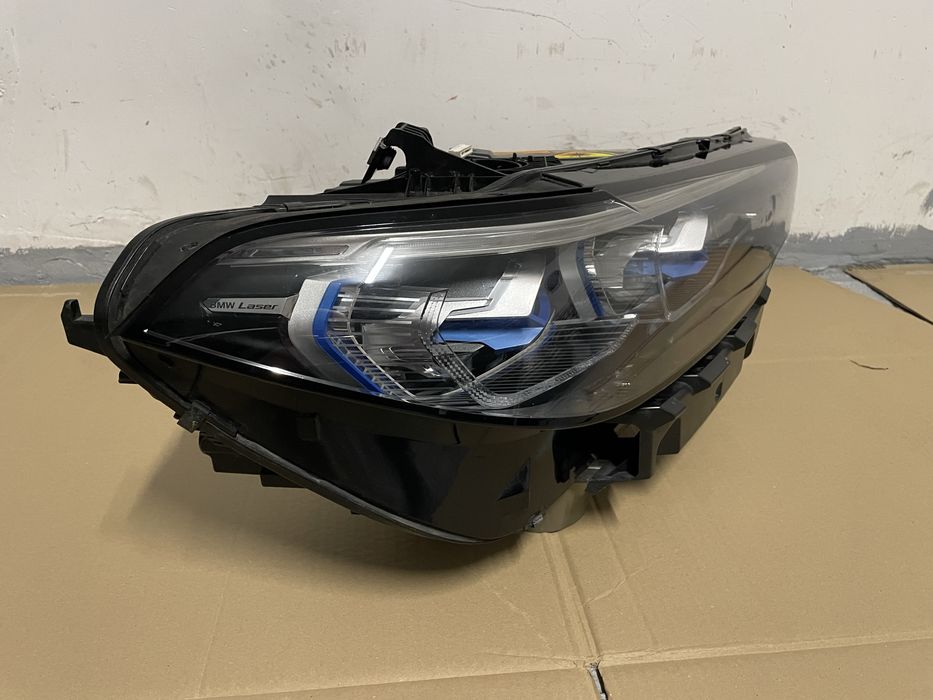 Far dreapta BMW X7 G07 Full LED LASER Original Europa