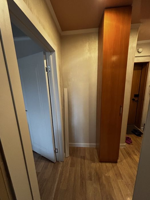 Продам шкаф в прихожую на стандартную 2-х комнатную кв