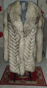 Vând haina de blana naturala din vulpe argintie