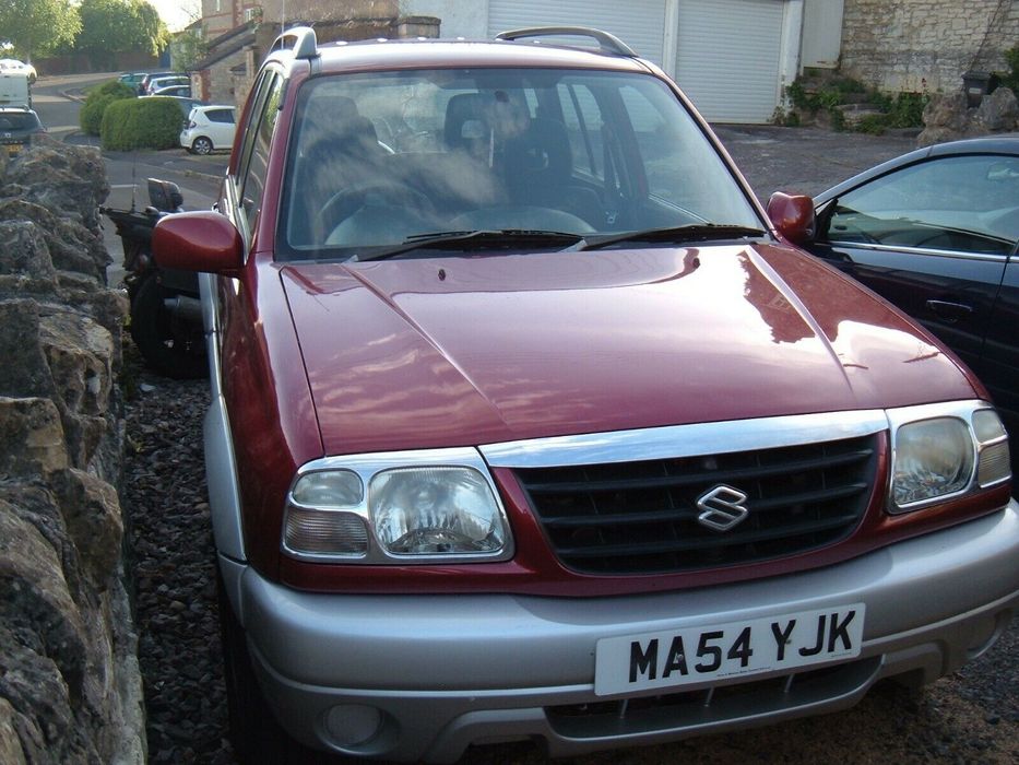 Suzuki grand vitara 2.0i на части