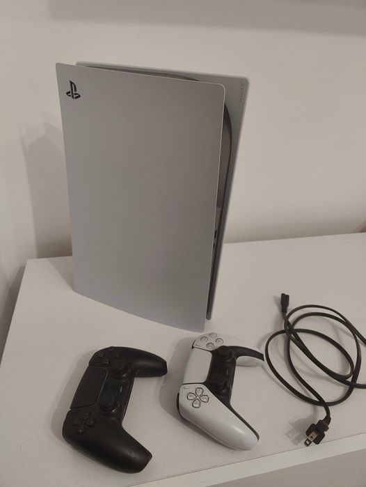 Consola PS5 Disc Edition + 2 Controllere Originale DualSense