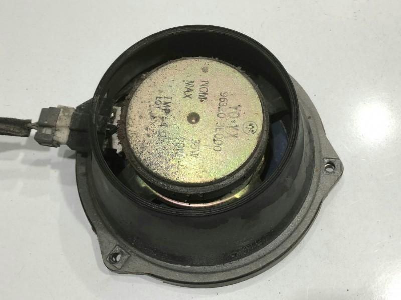Boxa auto stanga / dreapta fata Kia Sorento (2002-2009) 96320-3e000
