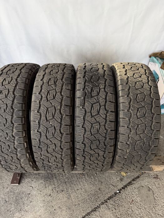 225/70/16 Toyo A/T 4бр дот24
