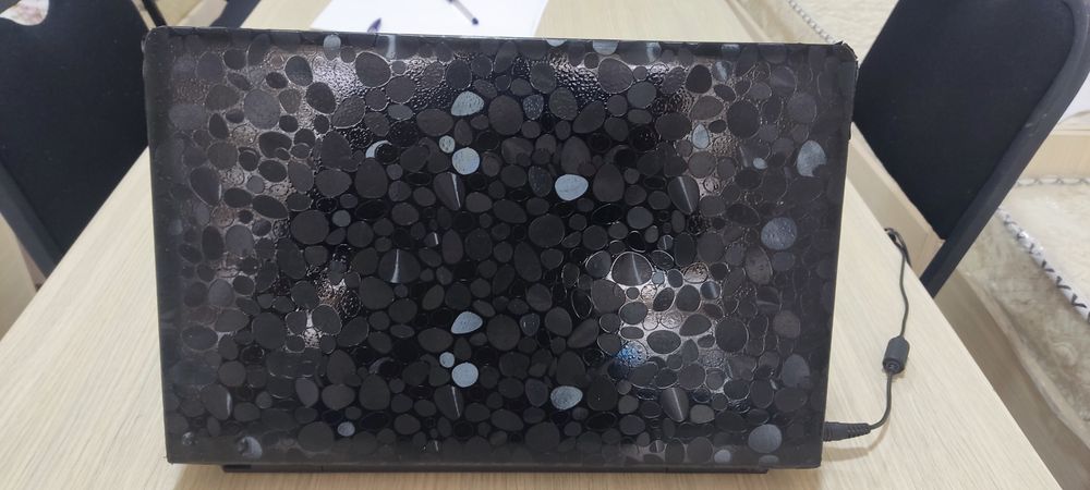 Ноутбук Самсунг жагдайы зор