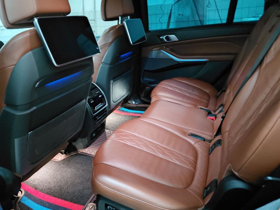 Moshina sotiladi yaxshi zoor holatda