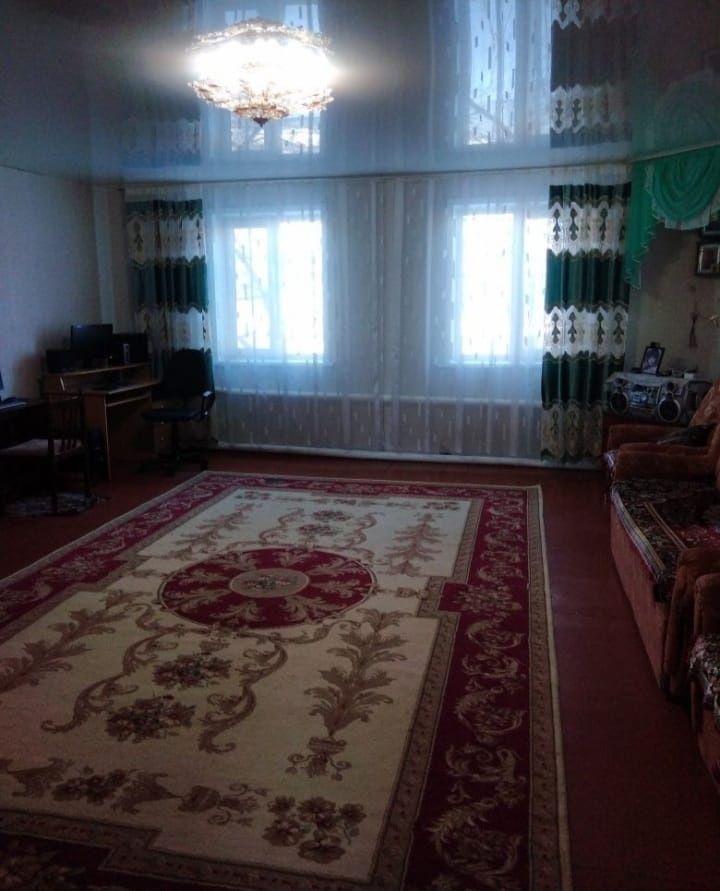 Продаю дом в районе военного городка