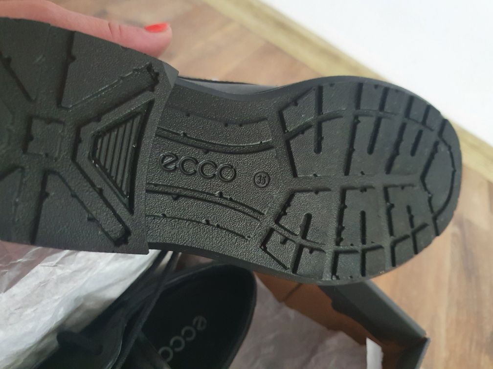 Pantof baiat marca Ecco