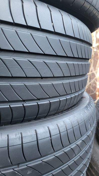 4бр. 215 55 18 Michelin летни.