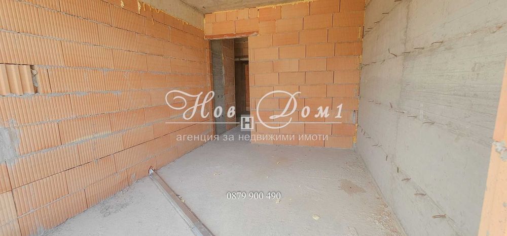 Тристаен апартамент / Ново строителство / Опция до ключ и обзавеждане.