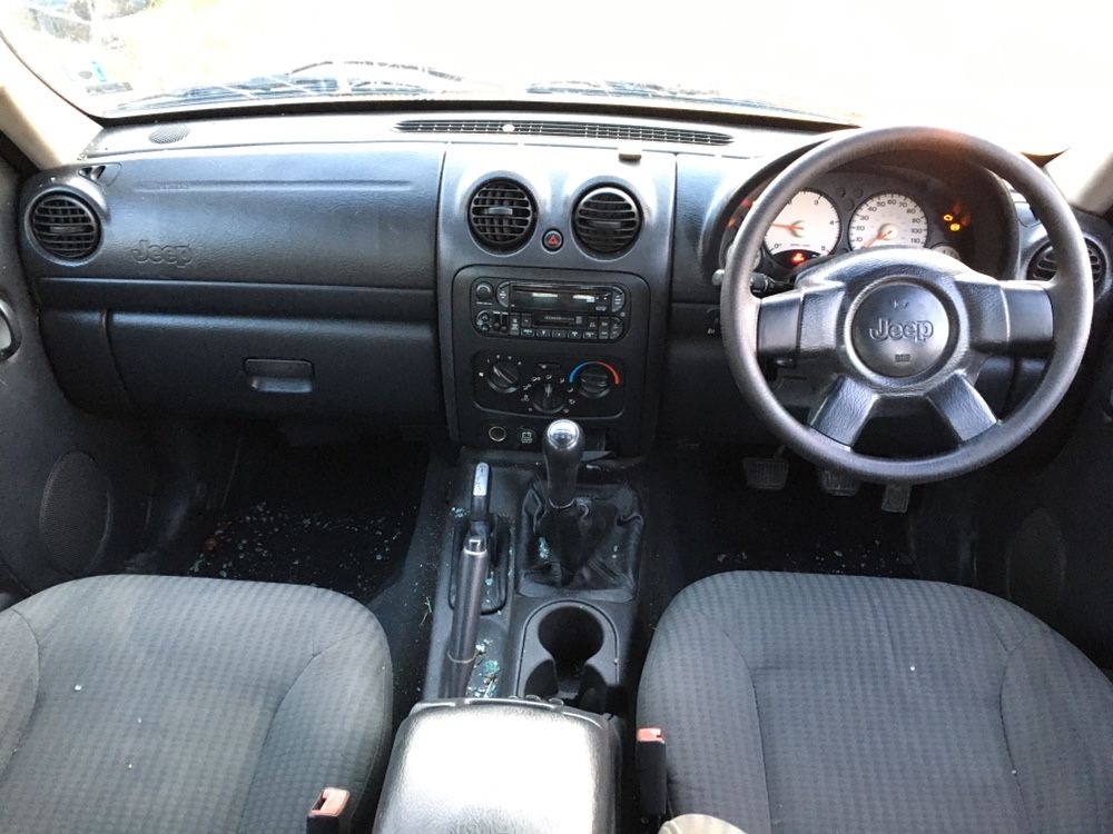 Jeep Cherokee 2.8 CRD Джип Чароки 2.8 на части!!