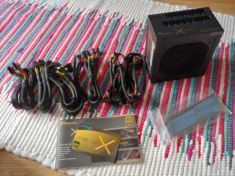 Sursa Seasonic X-series 660W Gold Full Modulara