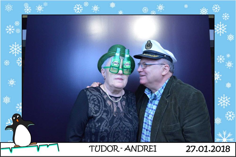 150 lei/h Cabina foto / PhotoBooth / Inchiriere Evenimente / Botez