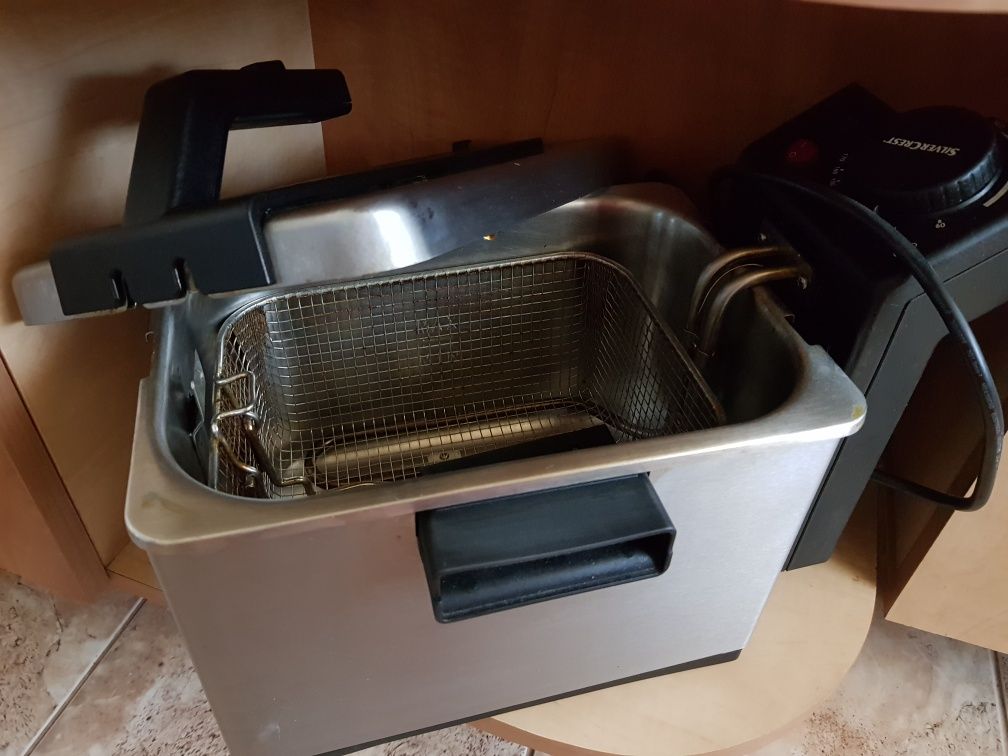 Friteuza inox capacitate cuva 3 litri