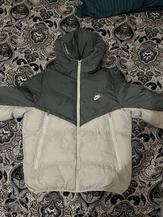 Куртка Nike- XL.