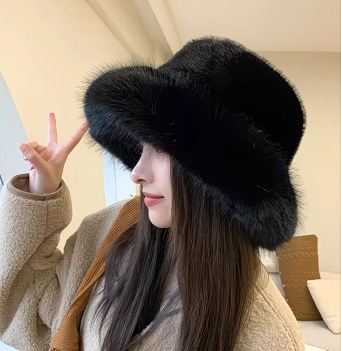 Зимняя шапка искуссвенная