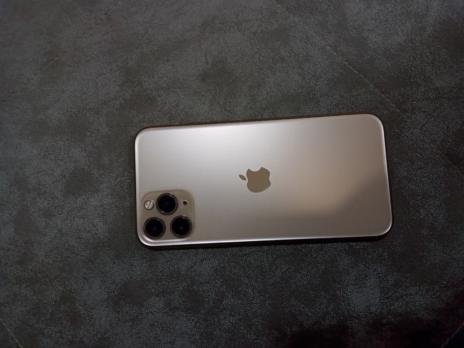 Iphone 11 pro 64 g 100акб