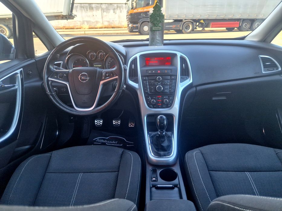 Opel Astra ST Line /Euro 5