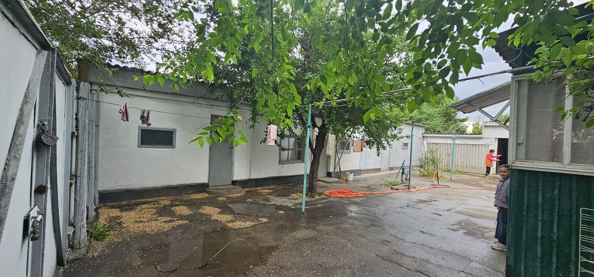 Обменяю дом на квартиру