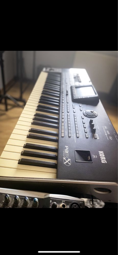 Vand Korg Pa3x impecabila