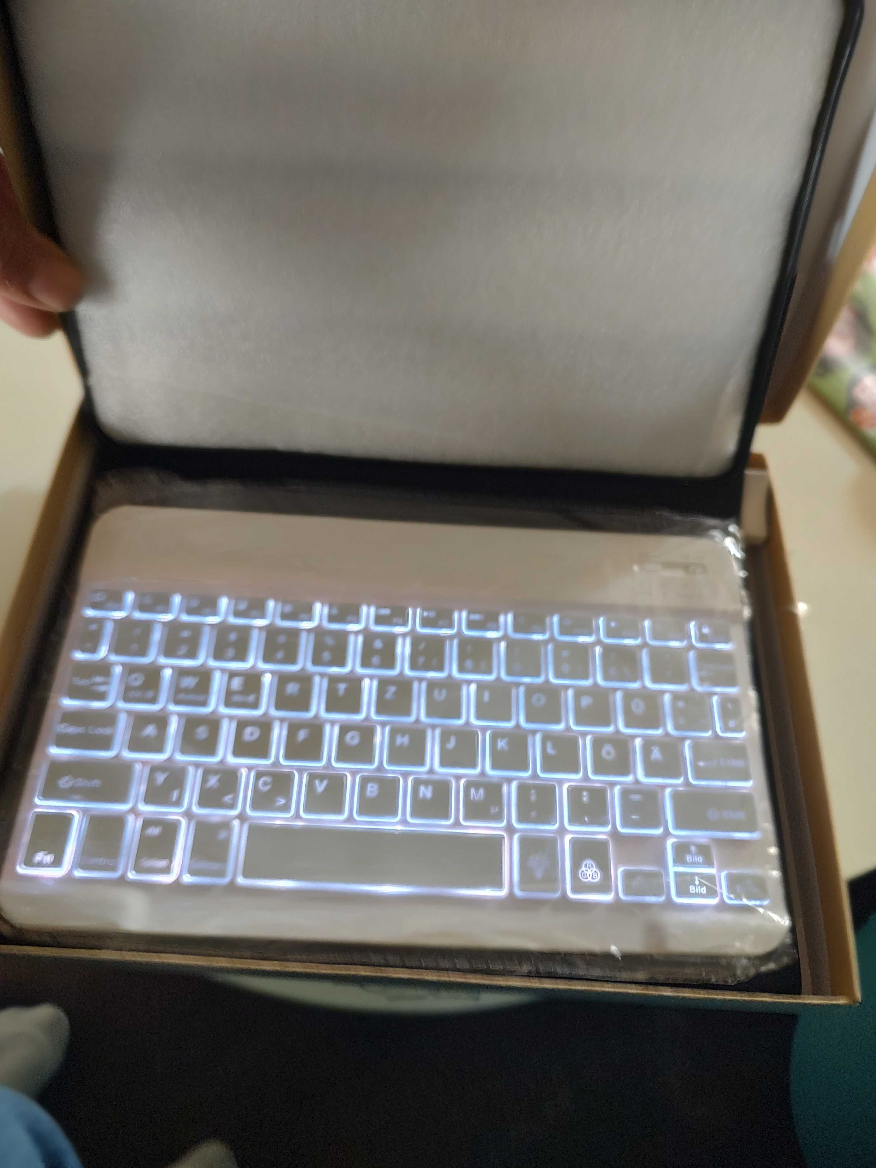 Клавиатура с калъф за Samsung galaxy tab s8