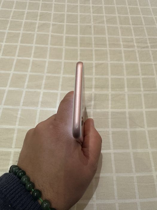 Iphone 6 s culoare roz (pentru piese) fara icloude