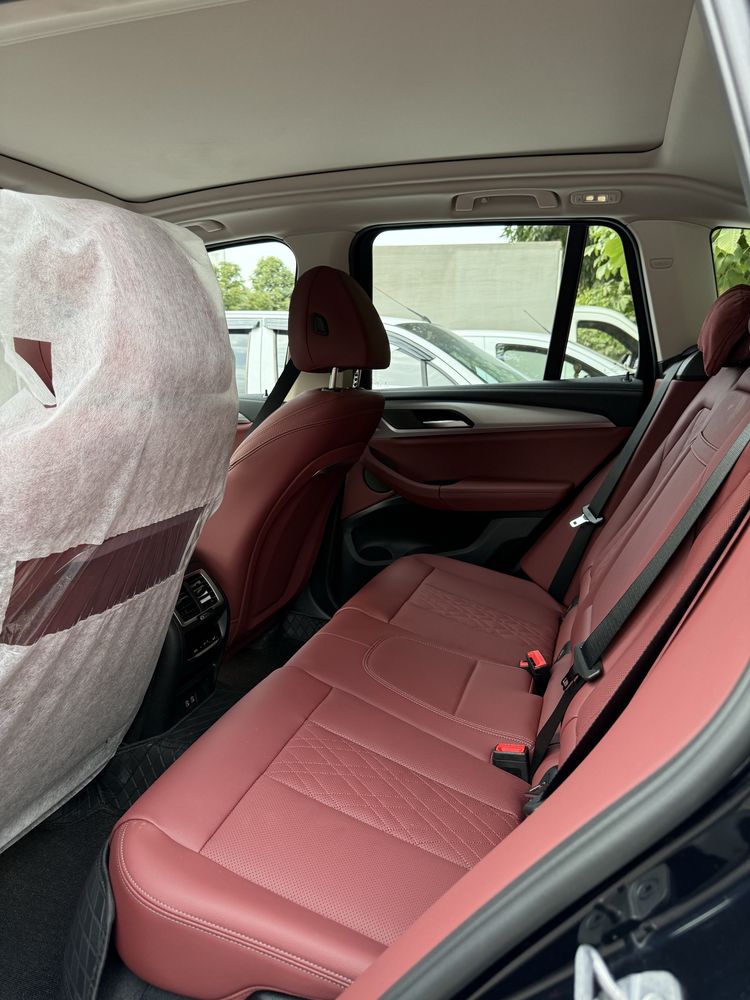 Bmw ix3 M Paket full avto kredit naxtga sotiladi