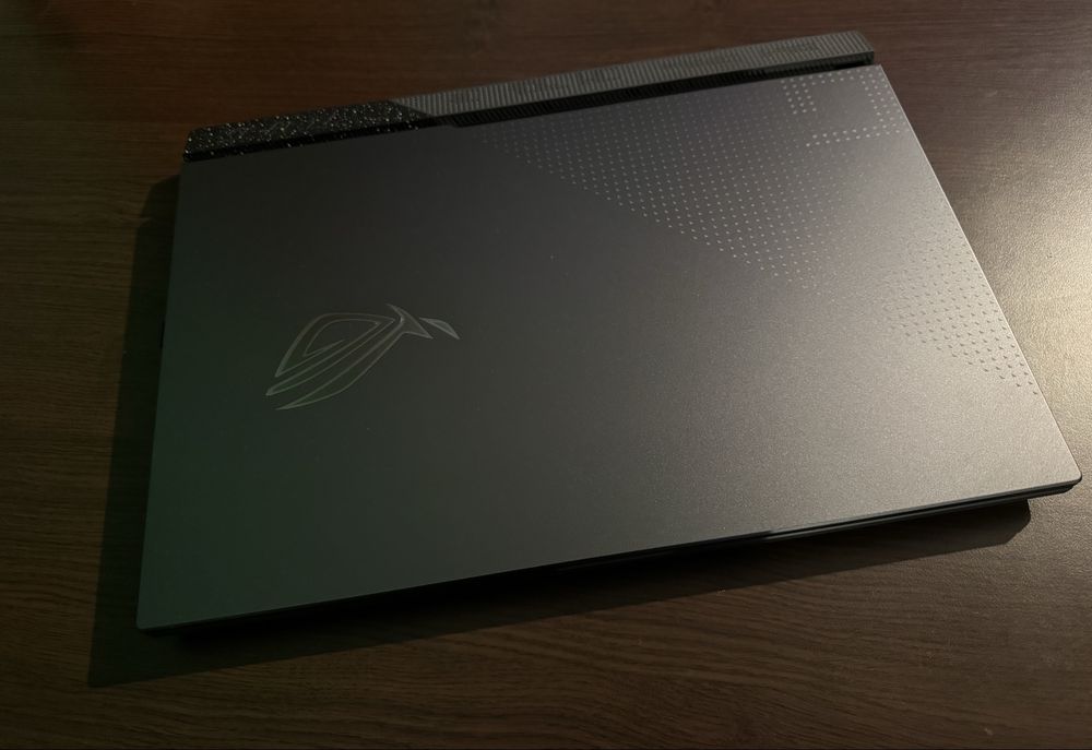 Vand urgent ! Asus ROG STRIX G17(G713RW) ! Negociabil !