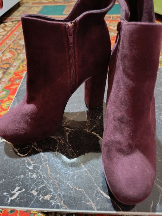 Продам обуви дешевле почти новые