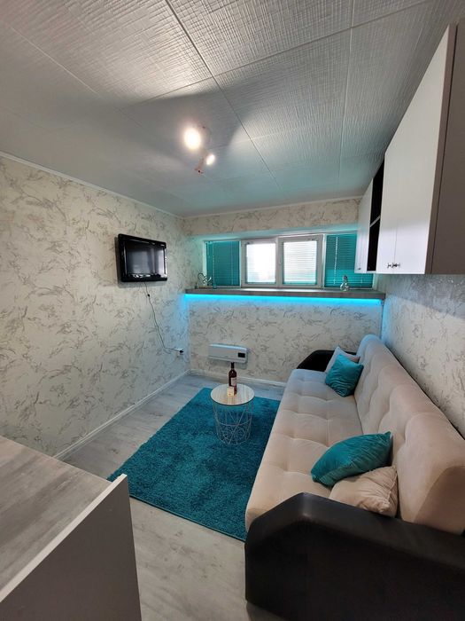 Дава се под наем Едностаен апартамент в Варна, ВИНС - 22 кв.м за 331.5 € - Снимка #1