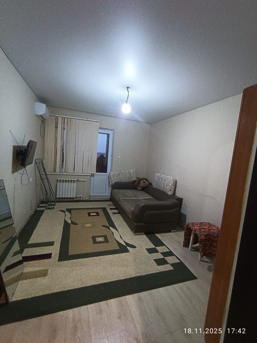 Сдаётся 1 ком квартира 
Адрес: Политехническая 1
Этаж 6 из 9
Ремонт ко