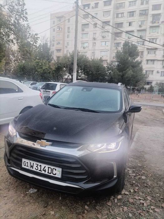 Tracker 2 premier sotiladi