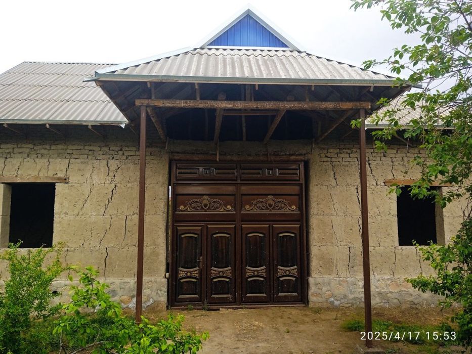 Навбахор тумани, Гулистон махалласида уй сотилади.