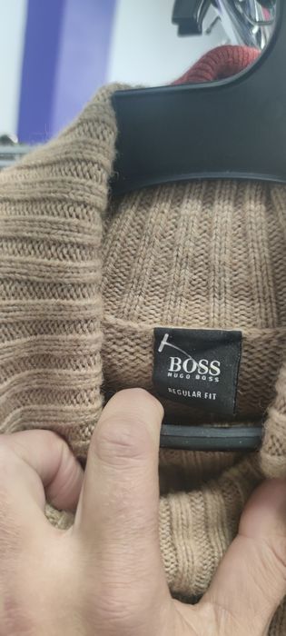 Мъжки пуловер Hugo Boss - Кашмир