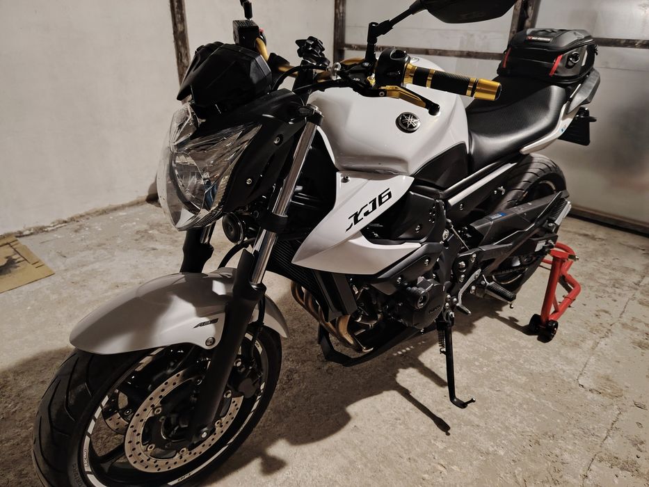 Продавам!! Yamaha xj6 A2 ABS