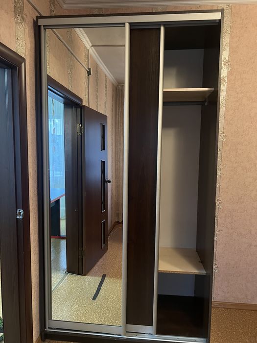 Продам шкаф купе в отличном состоянии